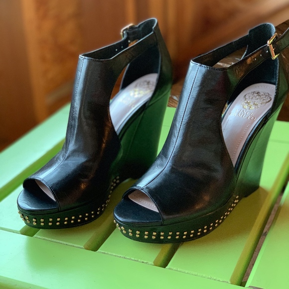 Vince Camuto Shoes - NEW! Vince Camuto Wedge Sandals